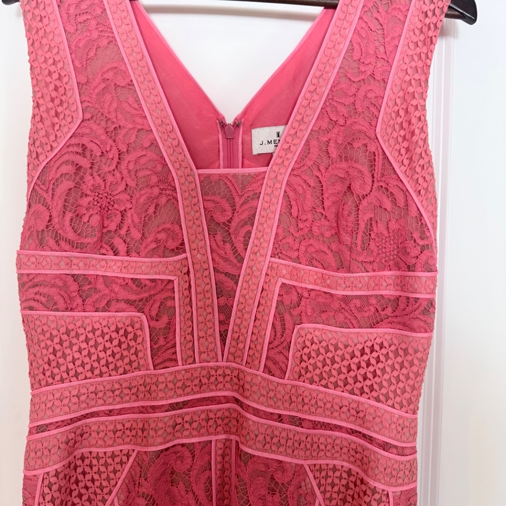 J Mendel - new : coral trumpet style lace overlay gown - Picture 2 of 7